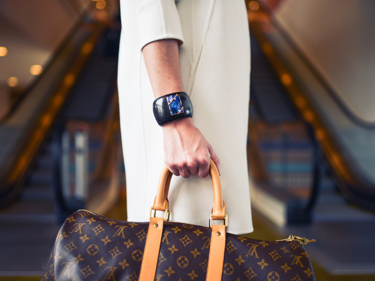 Scaling Luxury Resale Business with Data-Driven Digital Strategy